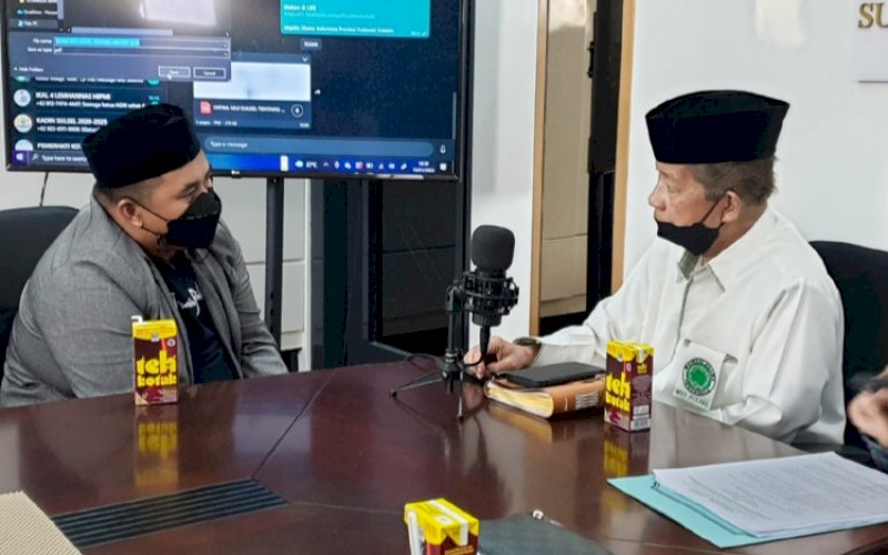 Muhammad Hasrul Hasan (kiri) bersama AG Prof DR KH Najamuddin Abd Safa LC MA. foto: istimewa