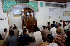 Safari Jumat di Wara Timur, Ini Pesan Kapolres Palopo