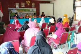 Vale Latih Masyarakat Manfaatkan Tanaman Obat
