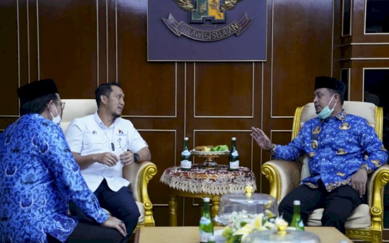 KONSULTASI. Kepala Balai Pengelola Kereta Api (BPKA) Sulsel Andi Amanna Gappa menemui Gubernur Sulsel Andi Sudirman Sulaiman di Kantor Gubernur Sulsel, Kamis (17/3/2022). foto: istimewa