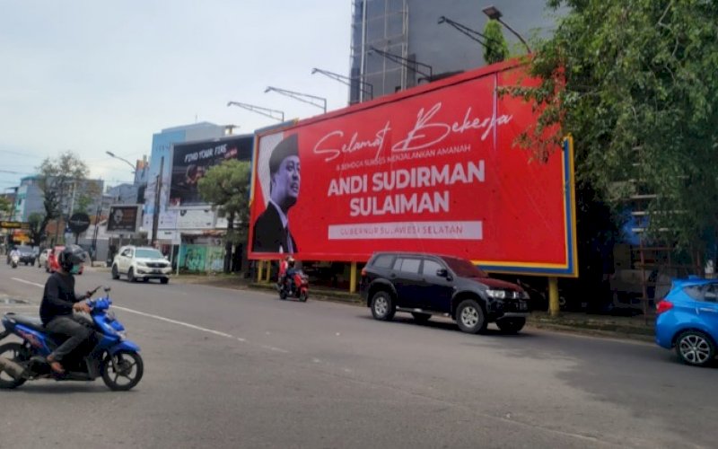 UCAPAN SELAMAT. Ucapan selamat mulai bermunculan yang ditujukan kepada Andi Sudirman Sulaiman yang bakal segera dilantik sebagai Gubernur Sulsel definitif oleh Presiden Joko Widodo di Istana Negara. foto: istimewa