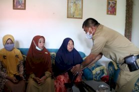 Andi Utta Kunjungi Keluarga Almarhum Amiluddin di Kajang