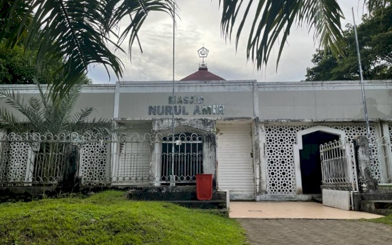 Masjid Nurul Amir Kantor Gubernur Sulsel. foto: istimewa