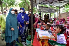Naoemi Octarina Resmikan Taman Baca La Tinringeng To Taba di Wajo