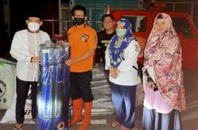 Kebakaran Hanguskan Puluhan Rumah di Veteran, Pemprov Gerak Cepat Salurkan Bantuan