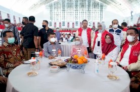 AAS Ketua IKA Unhas, Gubernur Sulsel Beri Selamat