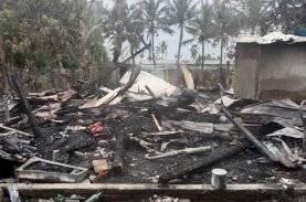 Gubernur Sulsel Kirim Bantuan untuk Korban Kebakaran di Takalar