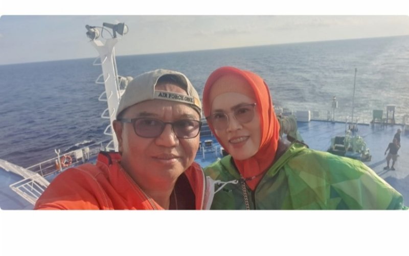 Agus Arifin Nu'mang bersama istri tercinta Andi Majdah M Zain. foto: istimewa