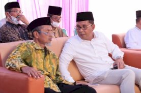 Pernikahan 9 Santri Yayasan Al Bayan Hidayatullah, Danny Pomanto Berpesan Jagai Anakta’