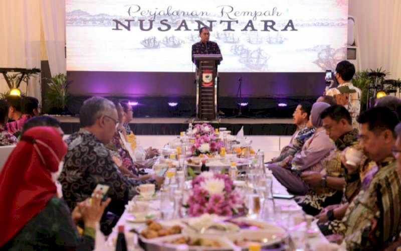 JAMUAN. Wali Kota Makassar, Moh Ramdhan Pomanto, menjamu peserta Muhibah Budaya Jalur Rempah 2022 di Kediaman Pribadinya, Jl Amirullah, Kota Makassar, Minggu (5/6/2022). foto: istimewa