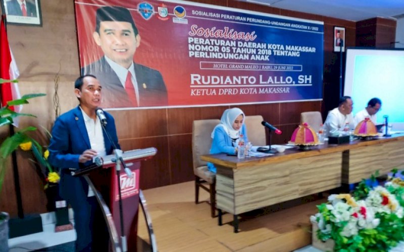 Rudianto Lallo (kiri). foto: istimewa