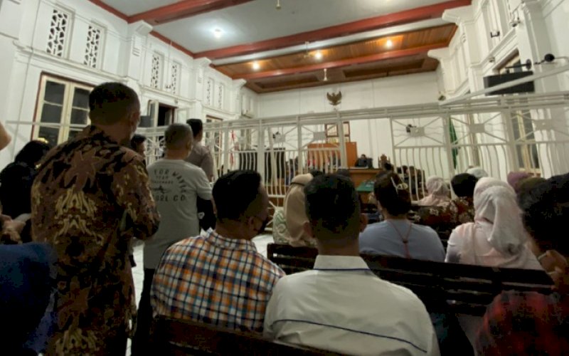 PERSIDANGAN. Pengadilan Tindak Pidana Korupsi pada Pengadilan Negeri Makassar mulai menyidangkan kasus dugaan korupsi pembangunan Rumah Sakit (RS) Batua, Kota Makassar, Kamis (16/6/2022). foto: istimewa