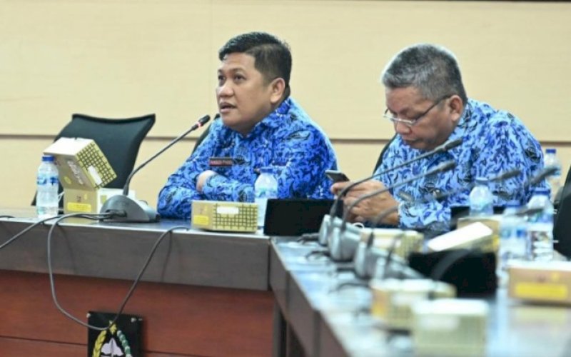 Amson Padolo (kiri). foto: istimewa