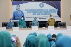 PKK Makassar Bekali Pengurus Pembinaan Administrasi Keuangan