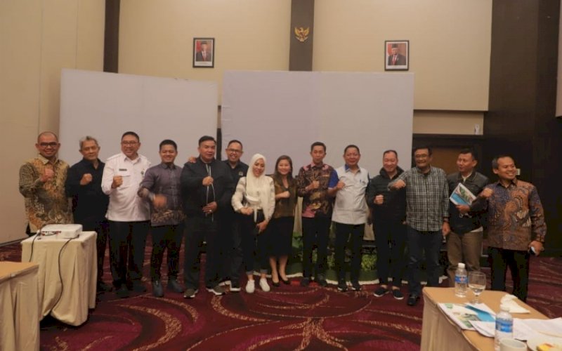 PERTEMUAN. CEO/Presiden Direktur PT Vale Indonesia Tbk (PT Vale), Febriany Eddy, saat bertemu anggota Komisi IV DPR RI dalam resesnya yang dilaksanakan, di Palu, Sulawesi Tengah (Sulteng), Kamis (14/7/2022). foto: istimewa