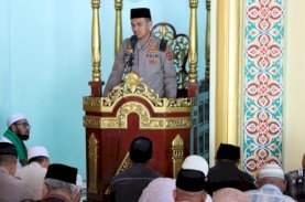 Safari Jumat, Kapolres Palopo Tekankan Persatuan Warga