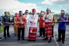 Gubernur Sulsel Resmikan Jalan Alternatif Penghubung Tana Toraja-Torut Sepanjang 9,1 Km
