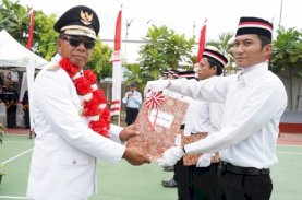 Andi Utta Hibur dan Serahkan Remisi kepada Narapidana