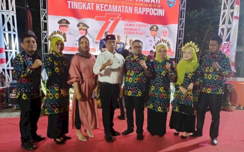 RAMAH TAMAH. Ketua Panitia Pelaksana Ramah Tamah HUT Kemerdekaan RI Ke-77 Tingkat Kecamatan Rappocini Dedi Amiruddin bersama Camat Rappocini Syahruddin pada acara malam ramah tamah dan pesta rakyat dalam rangka memeriahkan HUT Kemerdekaan RI Ke-77 tingkat Kecamatan Rappocini di halaman Kantor Lurah Minasa Upa, Jl BTN Minasa Upa, Blok G/1, Kecamatan Rappocini, Kota Makassar, Minggu (21/8/2022). foto: istimewa