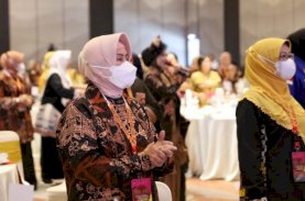 Rakernas APEKSI 2022, Indira Apresiasi Persembahan Desainer Lokal Padang