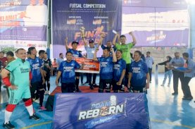 PDAM Sapu Bersih Juara Turnamen Futsal HUT Perumda Air Minum Makassar Ke-98