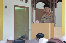 Kapolres Palopo Perkuat Silaturahmi dengan Warga Melalui Safari Jumat