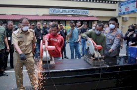 Pemusnahan 940 Buah Sajam, Danny Pomanto: Angka Kriminalitas di Makassar Berkurang