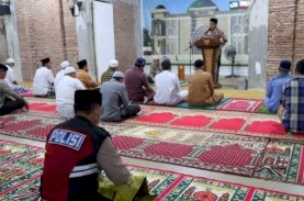 Safari Subuh, Kapolres Palopo Minta Warga Tidak Terlena dengan Situasi Covid-19