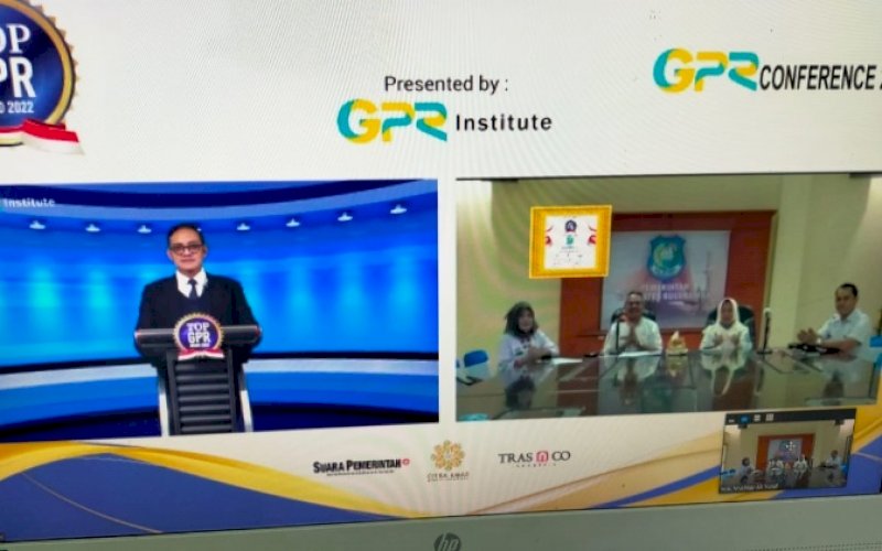 AWARD. Bulukumba berhasil meraih penghargaan Top Government Public Relation (GPR) Award 2022 atas kinerja kehumasan dalam membangun citra dan reputasi positif terhadap pemerintahan. foto: istimewa
