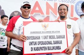 Gubernur Sulsel Serahkan Mobil Damkar di Anti Mager Bulukumba