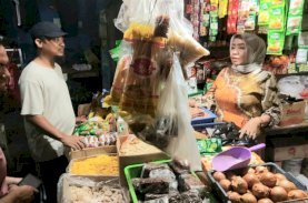 Gubernur Sulsel Pantau Harga Bahan Pokok di Pasar Sawah&nbsp;