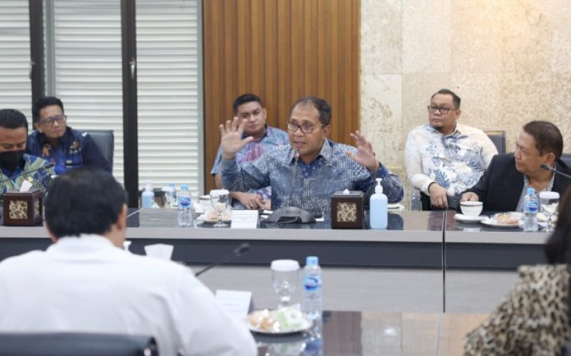 NARASUMBER. Wali Kota Makassar, Moh Ramdhan Pomanto, menjadi narasumber dalam pertemuan terbatas yang digelar Dewan Pertimbangan Presiden (Wantimpres) di Jakarta, Jumat (14/10/2022). foto: istimewa