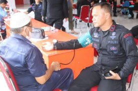 HUT Brimob Ke-77, Batalyon C Pelopor Donor Darah dan Santuni Anak Yatim