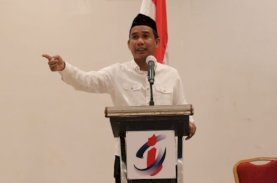 Rudianto Lallo Motivasi Mahasiswa Baru Universitas Handayani