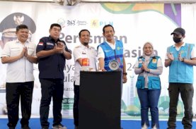 Gubernur Sulsel Resmikan Pengoperasian Listrik 24 Jam di Pulau Lae-lae