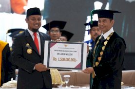 Pemprov Sulsel Berikan Hibah Rp1,5 Miliar untuk Masjid Agung Sultan Alauddin UIN Makassar