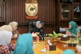 Indira Lepas Jambore PKK Makassar