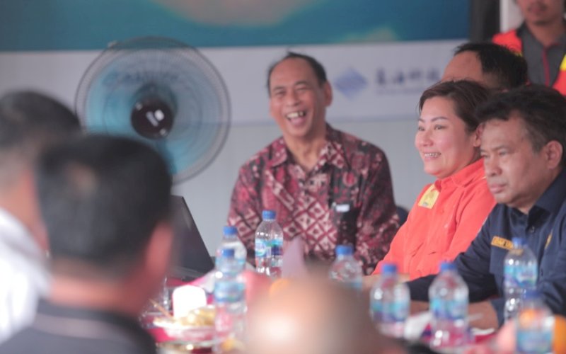 KUNJUNGAN KERJA. Panja Komisi VII DPR RI melakukan kunjungan kerja di areal operasional PT Vale di Pulau Sambalagi, Morowali, Sulawesi Tengah, Kamis (17/11/2022). foto: istimewa