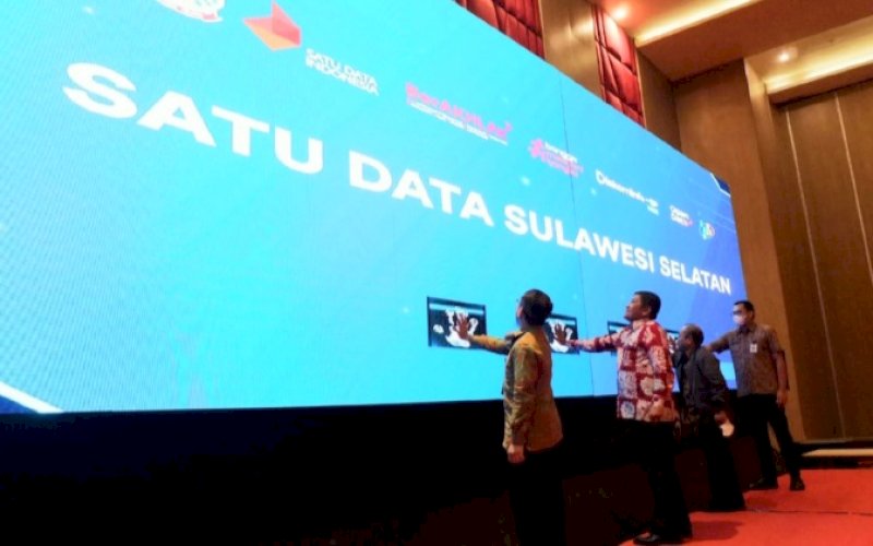 PELUNCURAN. Diskominfo-SP Provinsi Sulsel meluncurkan Portal Satu Data Sulsel 2022 di Hotel Gammara Makassar, Jumat (18/11/2022). foto: istimewa