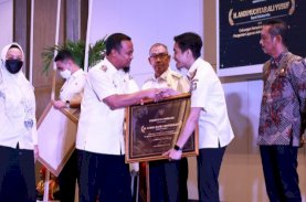 Pemkot Makassar Terima Penghargaan dari Disdukcapil Sulsel