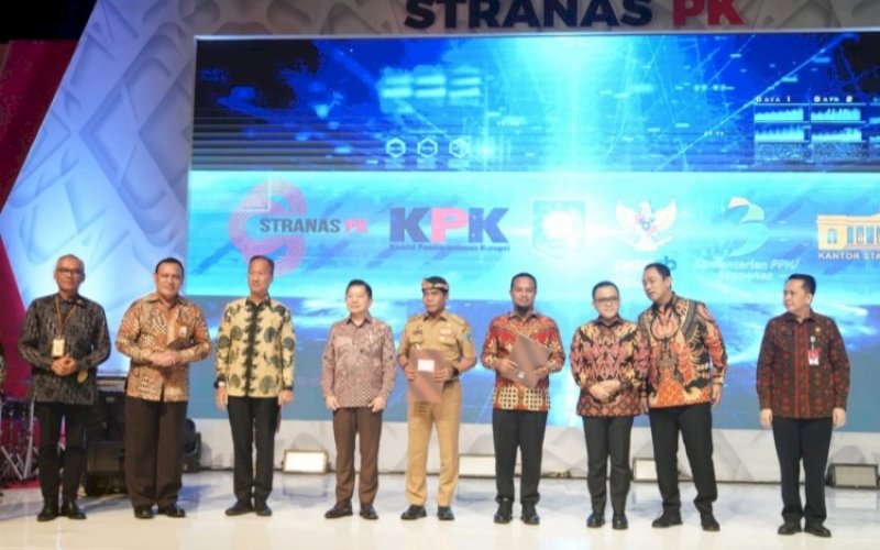PELUNCURAN. Gubernur Sulsel, Andi Sudirman Sulaiman, menghadiri kegiatan Peluncuran Aksi Pencegahan Korupsi Tahun 2023-2024 di Thamrin Nine Ballroom Jakarta, Selasa (20/12/2022). foto: istimewa