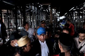 Danny Pomanto Instruksikan Bangun Lapak Sementara Pascakebakaran Pasar Sentral Makassar