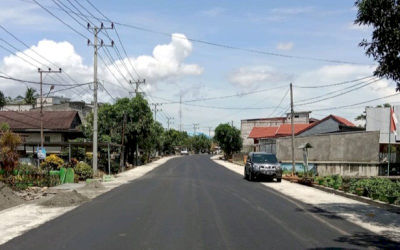 Ruas jalan Takkalalla-Cabbenge-Salaonro di Kabupaten Soppeng. foto: istimewa