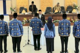 Lantik 176 Pejabat Fungsional, Andi Utta: Harus Responsif, Jangan Jadi Pejabat yang Dilayani