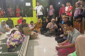 Rudianto Lallo Melayat ke Rumah Duka Korban Tertimpa Pohon di Biringkanaya