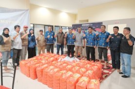Sekwan DPRD Makassar Beri Bantuan Korban Banjir di Biringkanaya