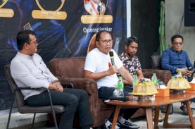 Danny Pomanto Berbagi Strategi Hadapi Resesi Ekonomi 2023 Bersama KEPMI Bone