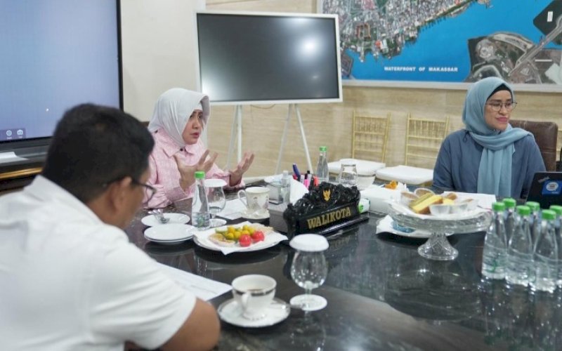 RAPAT PERSIAPAN. Bunda PAUD Kota Makassar, Indira Jusuf Ismail, rapat persiapan studi tiru ke Jepang yang rencananya akan dilakukan 8-14 Februari 2022 mendatang. foto: istimewa
