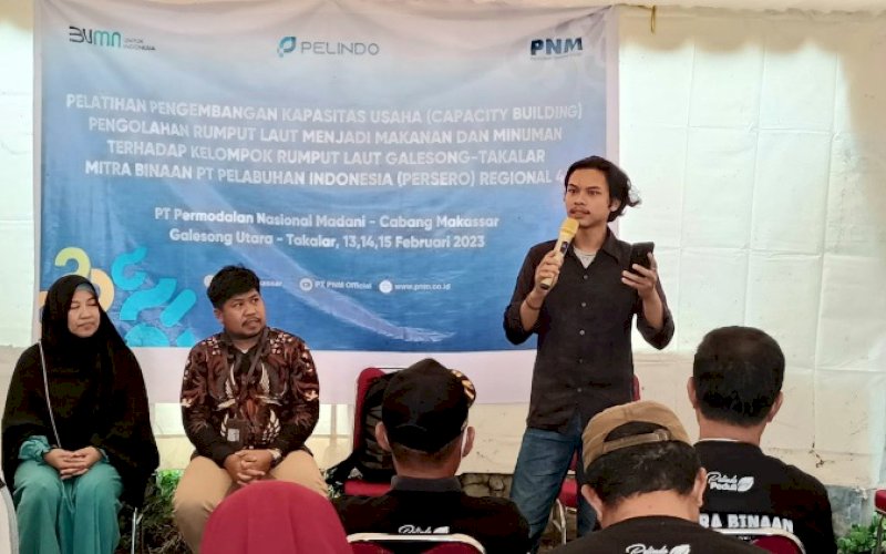PELATIHAN. PT Pelabuhan Indonesia (Persero) Regional 4 menggelar capacity building dengan memberikan pelatihan kepada mitra binaan kelompok rumput laut di Desa Batu Batu, Kelurahan Aeng Batu Batu, Kecamatan Galesong Utara, Kabupaten Takalar. foto: istimewa