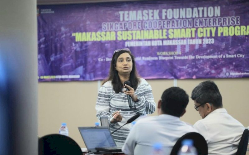 CAPACITY BUILDING. Workshop Program Capacity Building Temasek Foundation Singapore Cooperation Enterprise (SCE) yang diikuti ASN Pemkot Makassar memperdalam tentang pengembangan jadwal project berdasarkan hasil analitik di Hotel Aston Makassar, Rabu (8/3/2023). foto: istimewa
